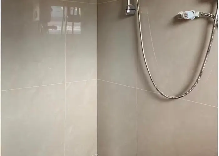 In Mactan,cebu Room203 Apartment Lapu-Lapu City